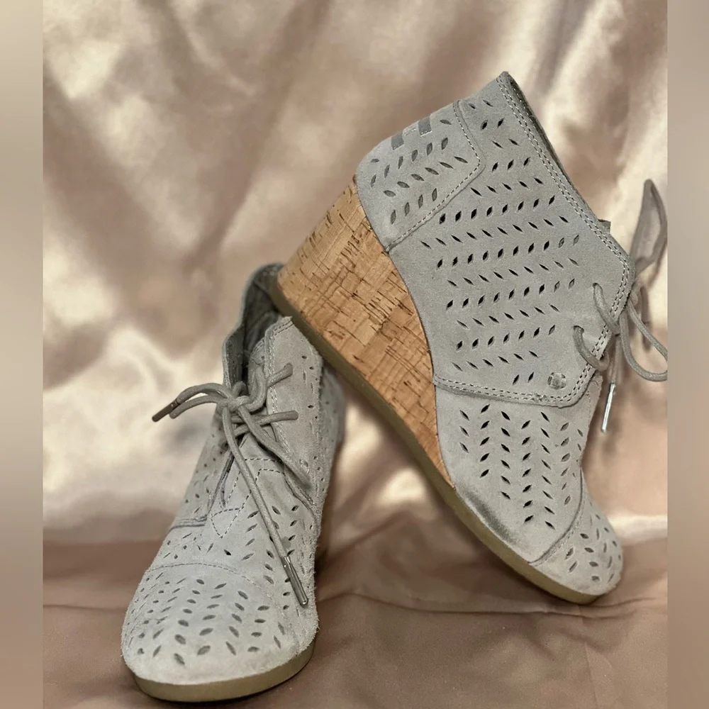 TOMS DESERT WEDGE Sz 5 - Picture 2 of 6